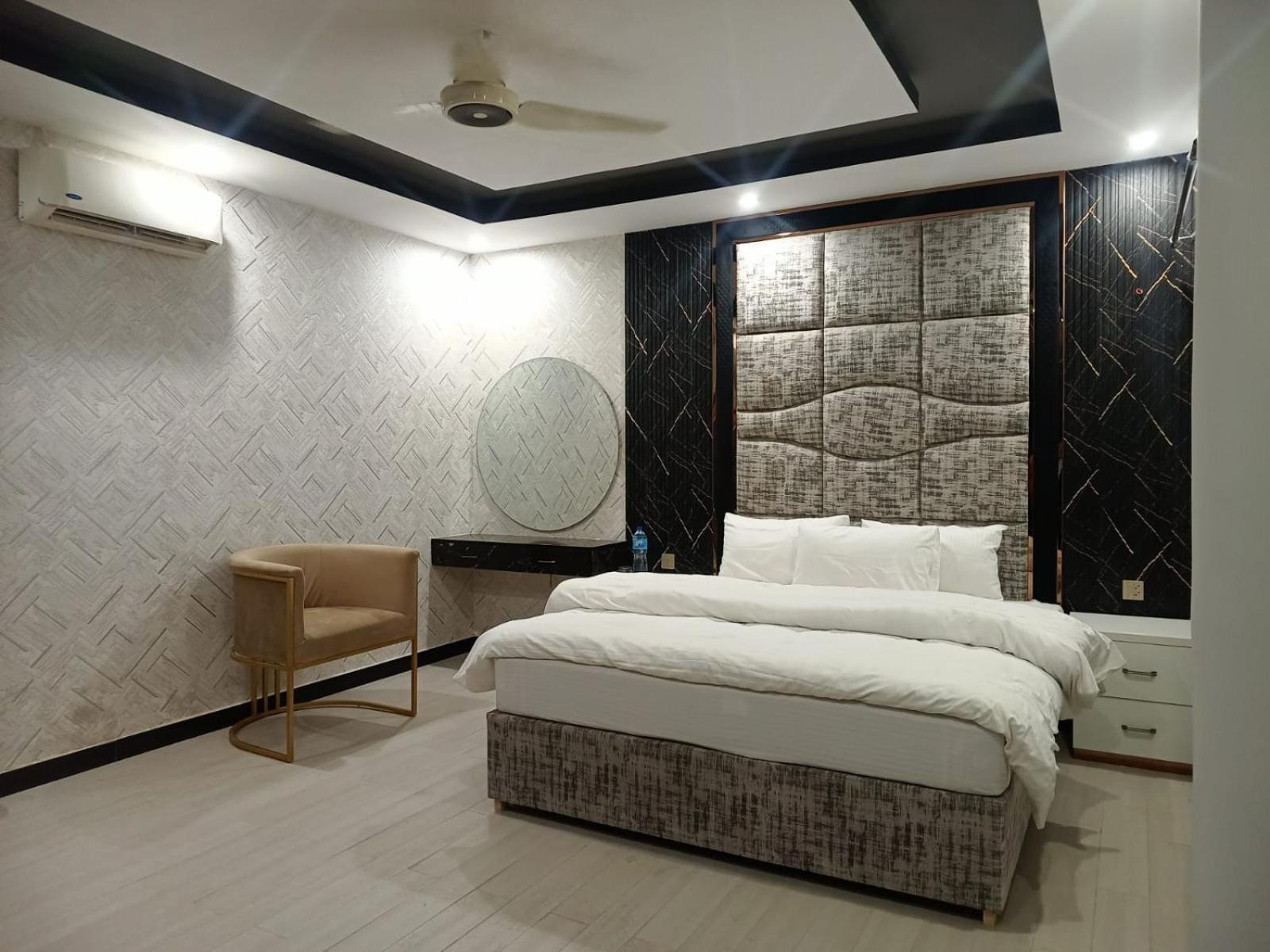 Four Season Boutique Hotel Islamabad Exterior photo